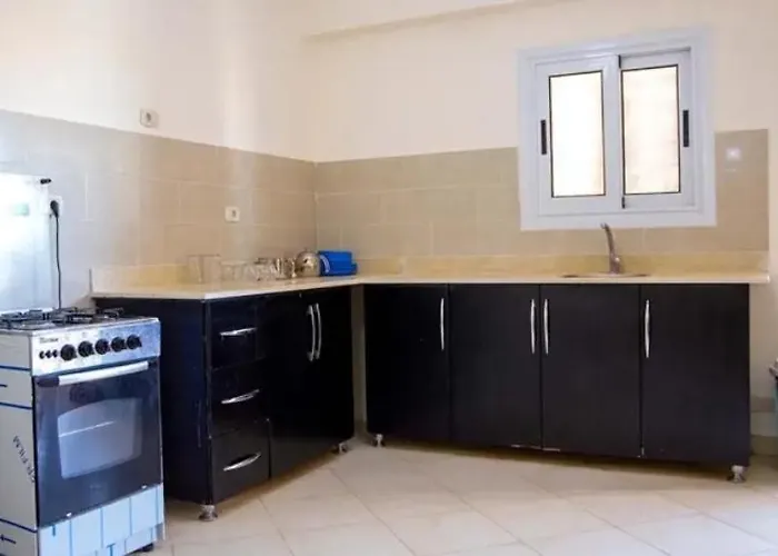 مجهز 6 افراد قرية الحياة بالعين السخنه * Ain Sukhna