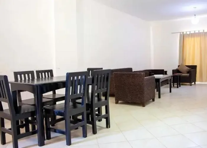 Apartment مجهز 6 افراد قرية الحياة بالعين السخنه